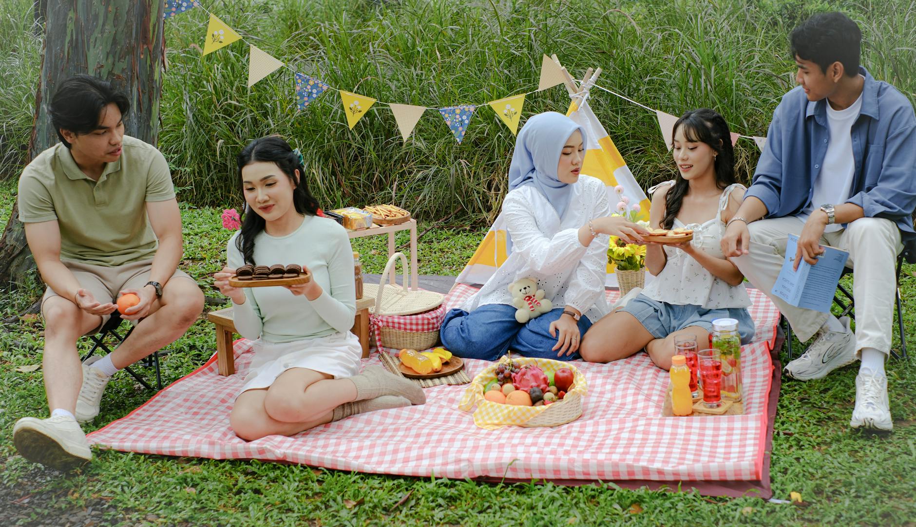 Bukan Sekadar Penghargaan: Apa Makna Sebenarnya di Balik Peningkatan Layanan Kesehatan Cilegon?