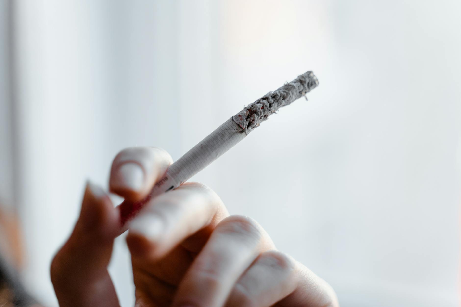 Mengapa Rokok Bukan Sekadar Kebiasaan, Tapi Ancaman Serius untuk Jantung Anda