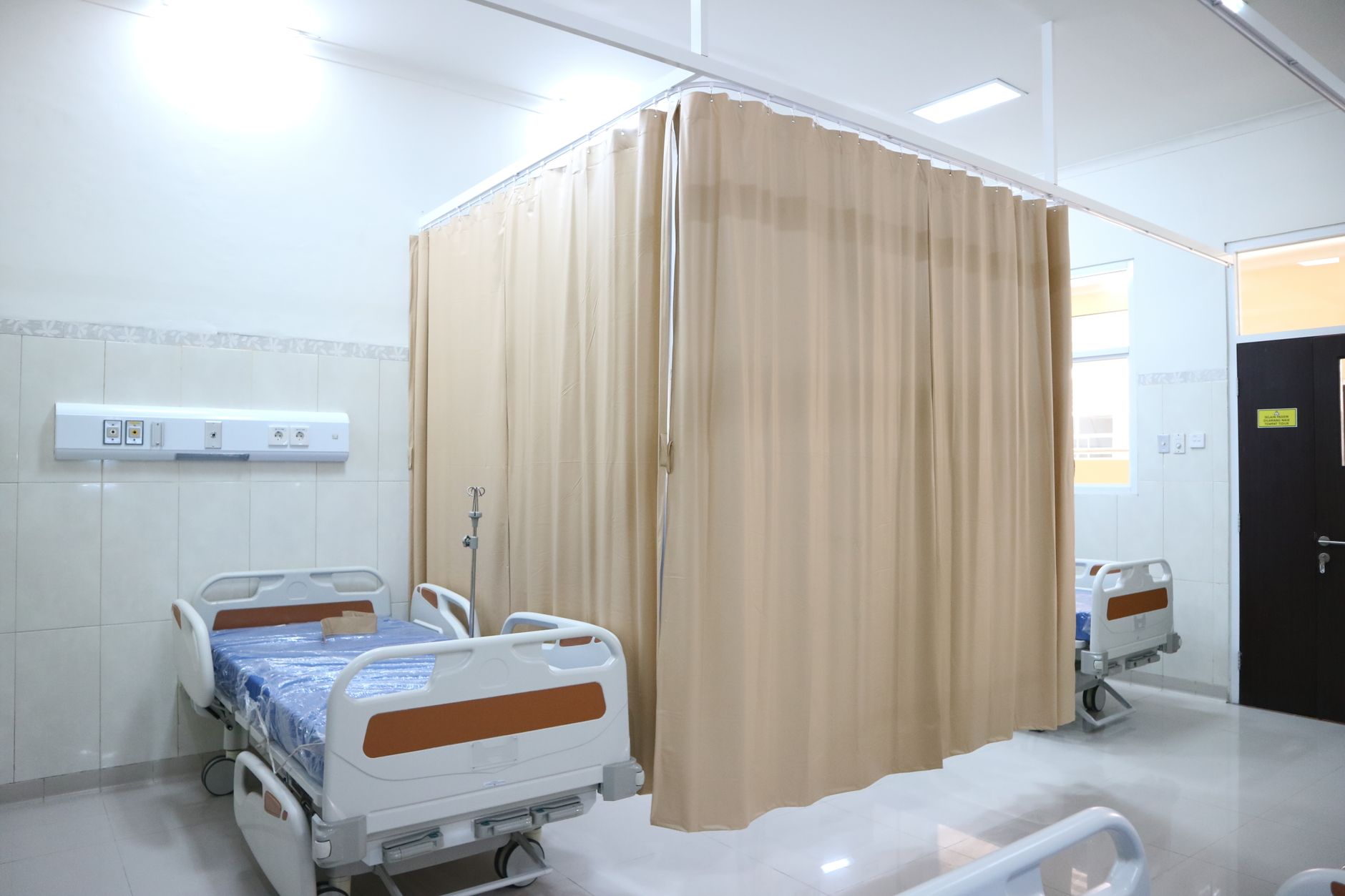 Punya RSUD Baru di Krui? Ini yang Perlu Kamu Tahu Soal Akses Kesehatan di Lampung Barat!